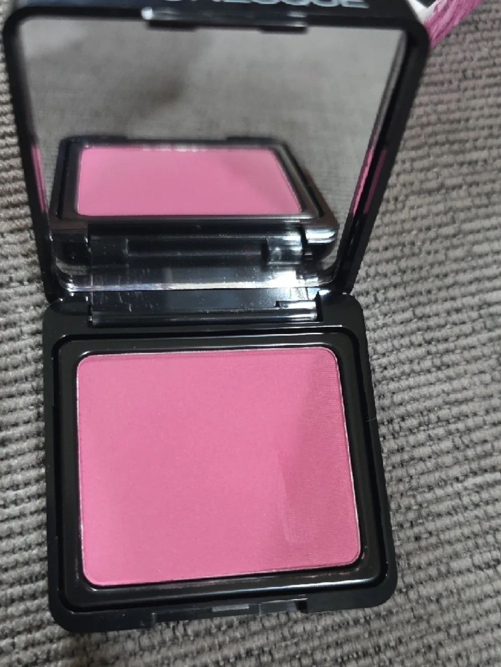 Japonesque Velvet Touch Blush, New, Shade #4, 6.5g.